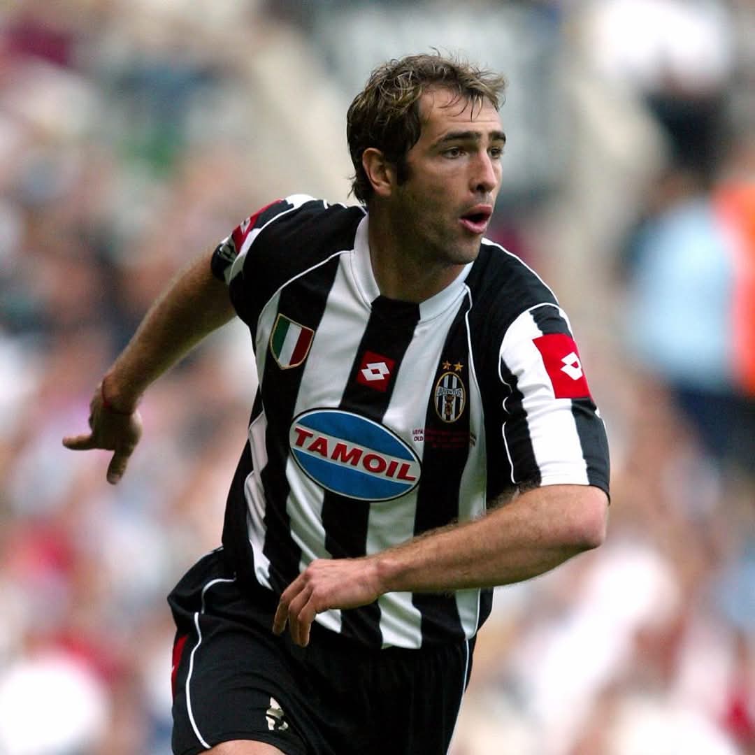 开云体育-尤文图斯转会期队长鼓劲，志在中超名次提升，更衣室稳定，赛季目标并未改变(尤文图斯老板约翰埃尔坎)